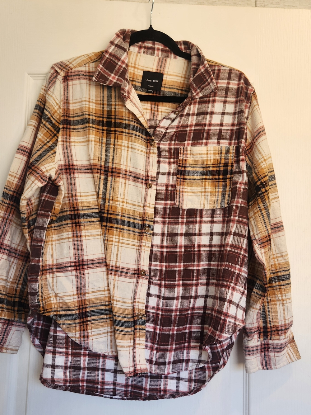 Love Tree Plaid Button-Up Shirt in Mustard & Burgundy L Euc